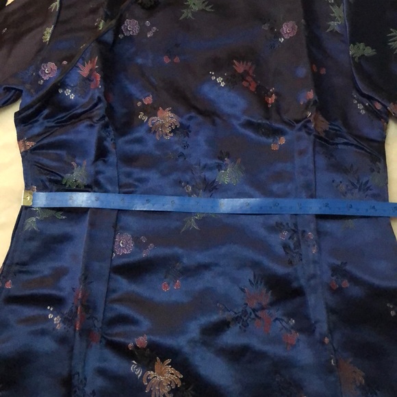 Chinese dress - Picture 5 of 5